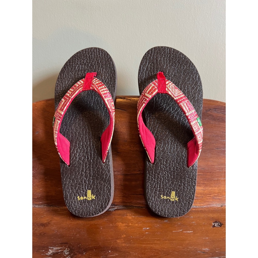 Sanuk Yoga Mat Flip Flops Womens Red Tan Woven Strap Sandals Thong Shoes